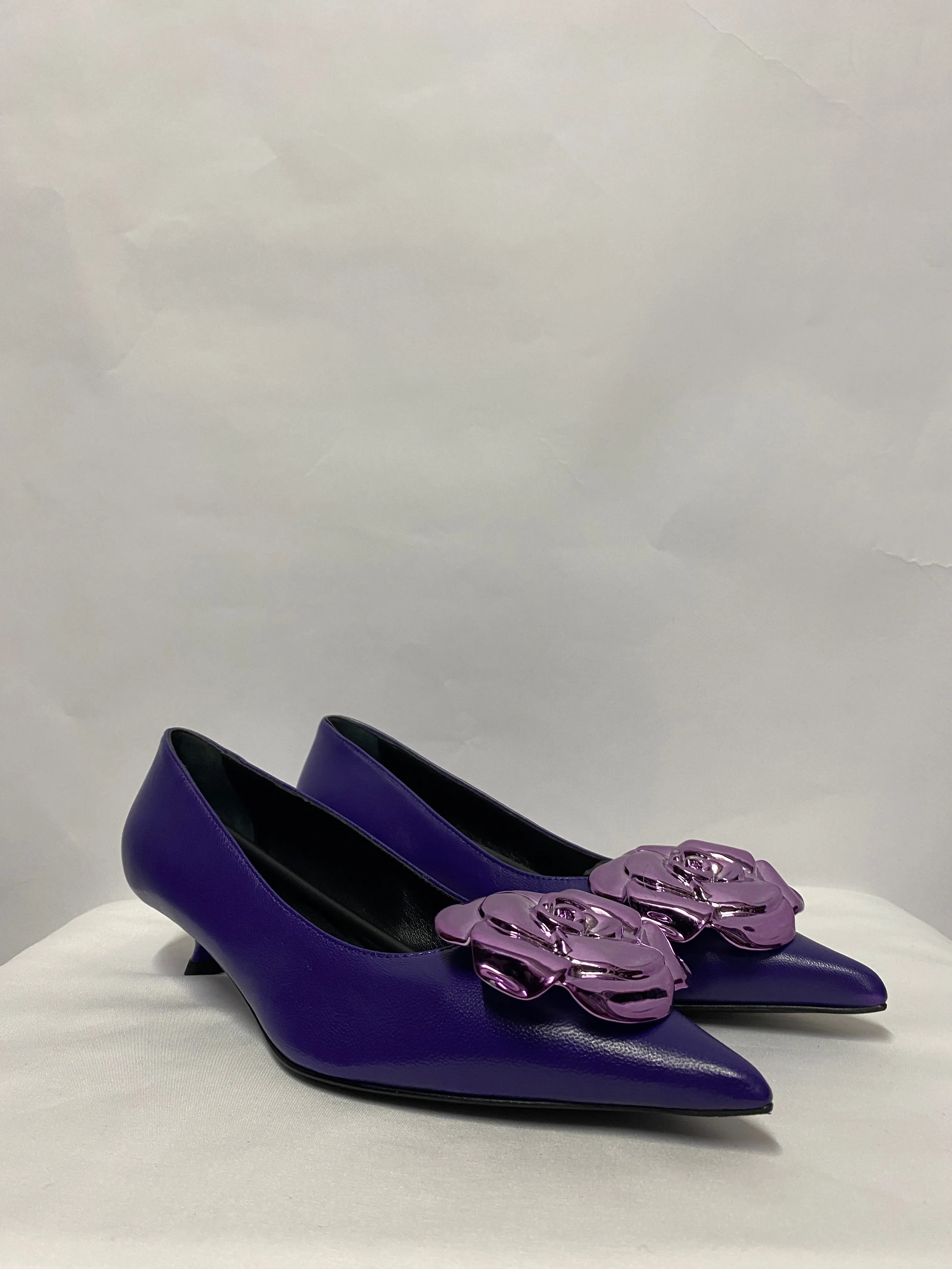 AGL Grape Limited Edition Leather K ONE Pumps 4 BNIB