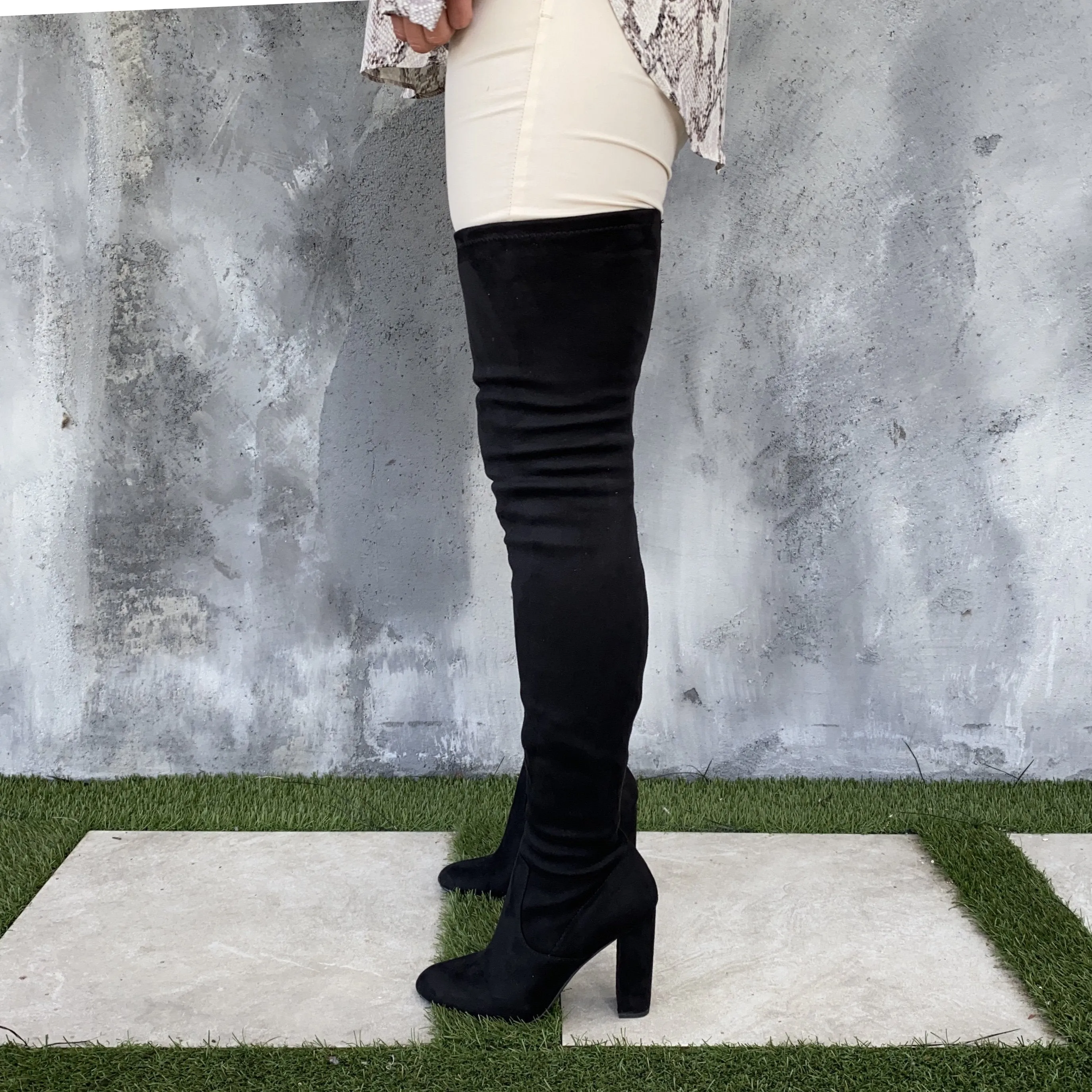 Catwalk Thigh High Suede Boots in Black