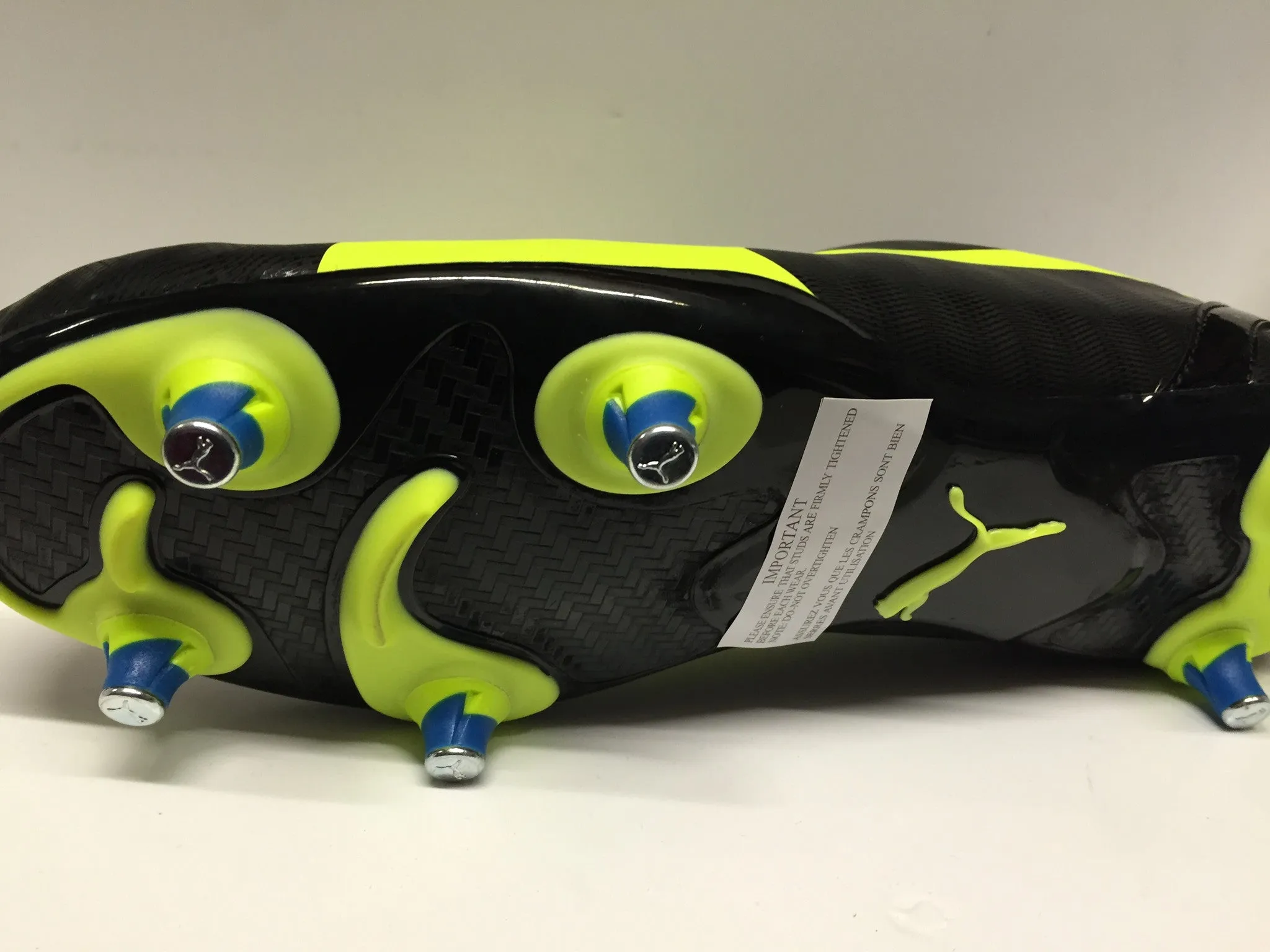 CLEARANCE- Puma Evospeed 5.2 Sg football boot
