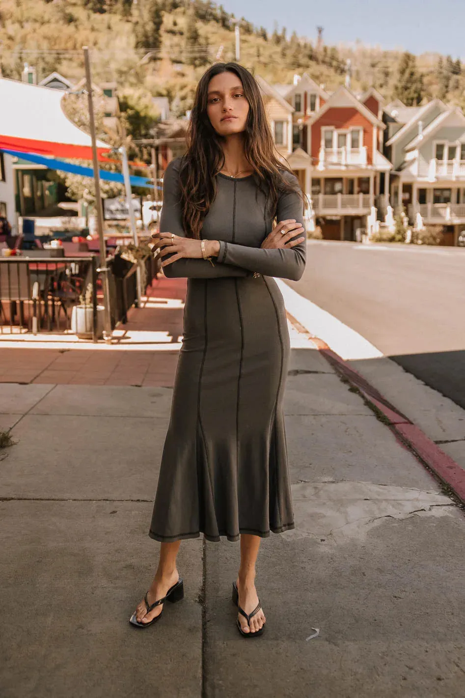 Fiona Ribbed Godet Dress in Charcoal