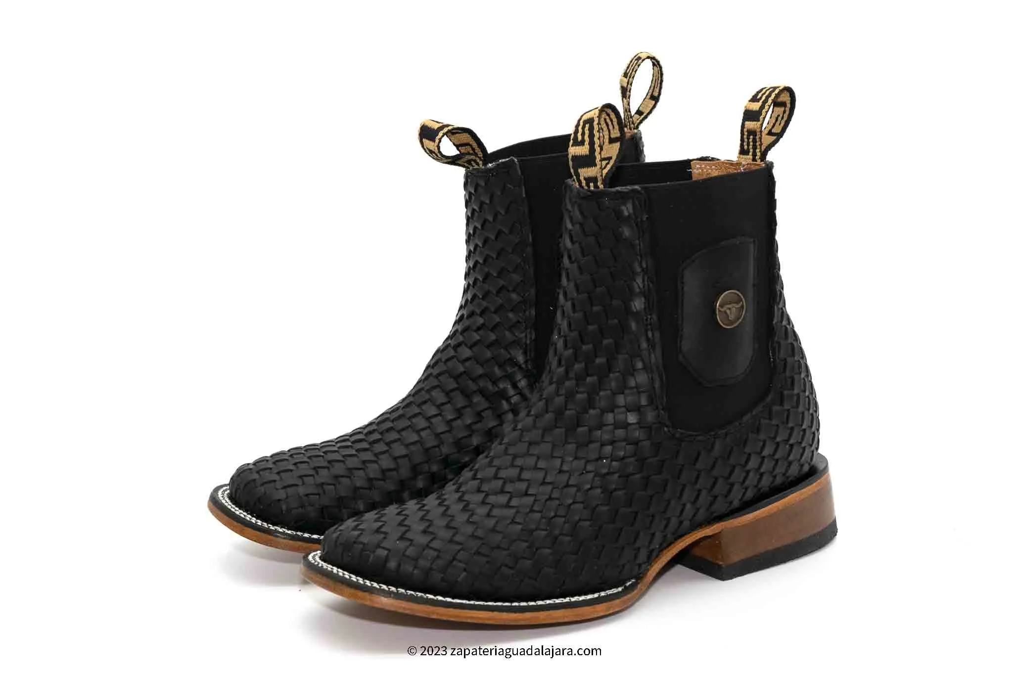 H423105 WIDE SQUARE TOE PETATILLO BLACK