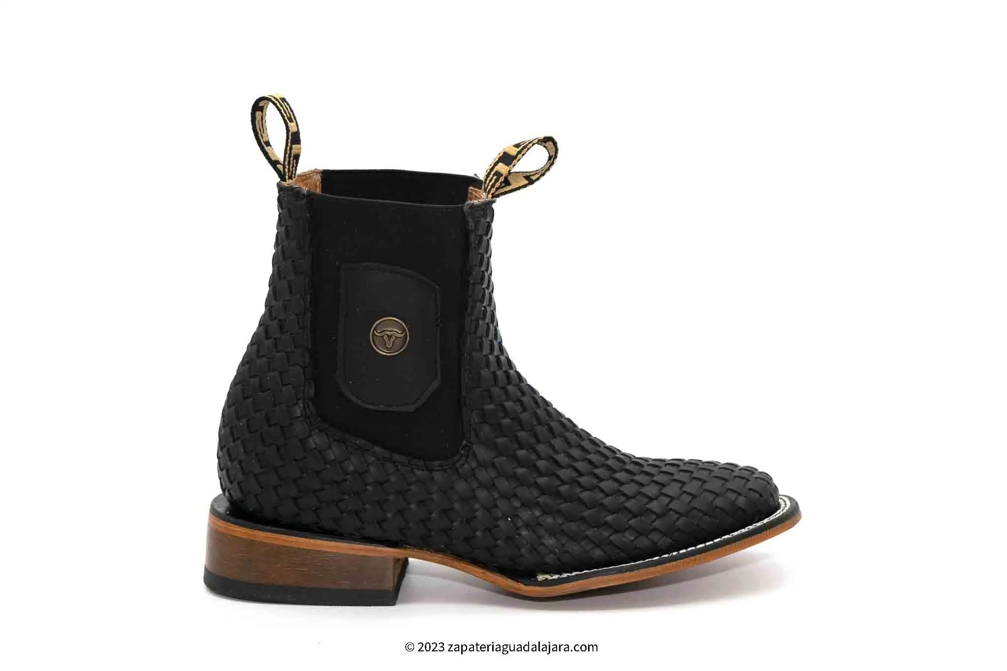 H423105 WIDE SQUARE TOE PETATILLO BLACK