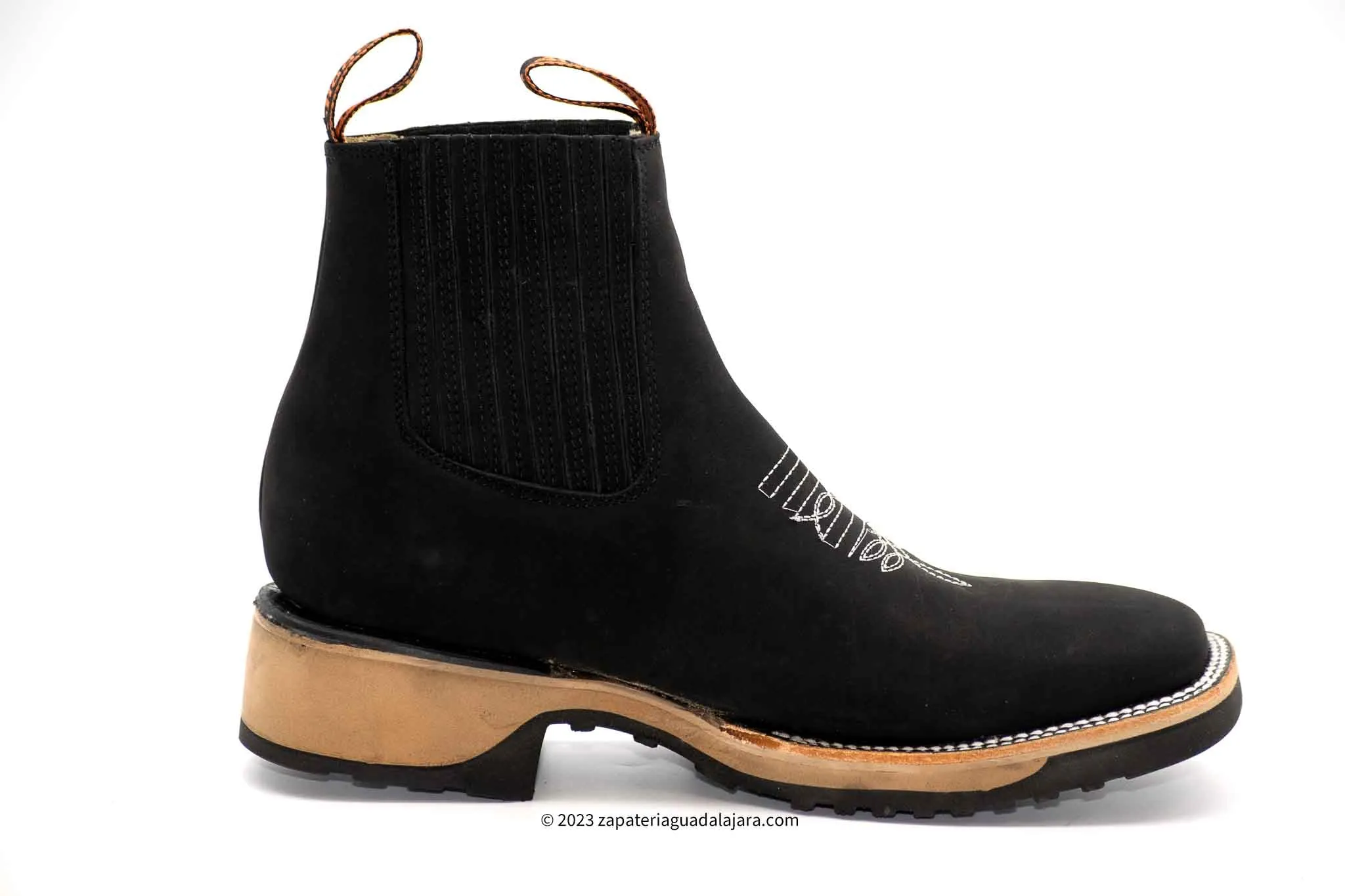 H42D2605 WIDE SQUARE TOE CRAZY BLACK