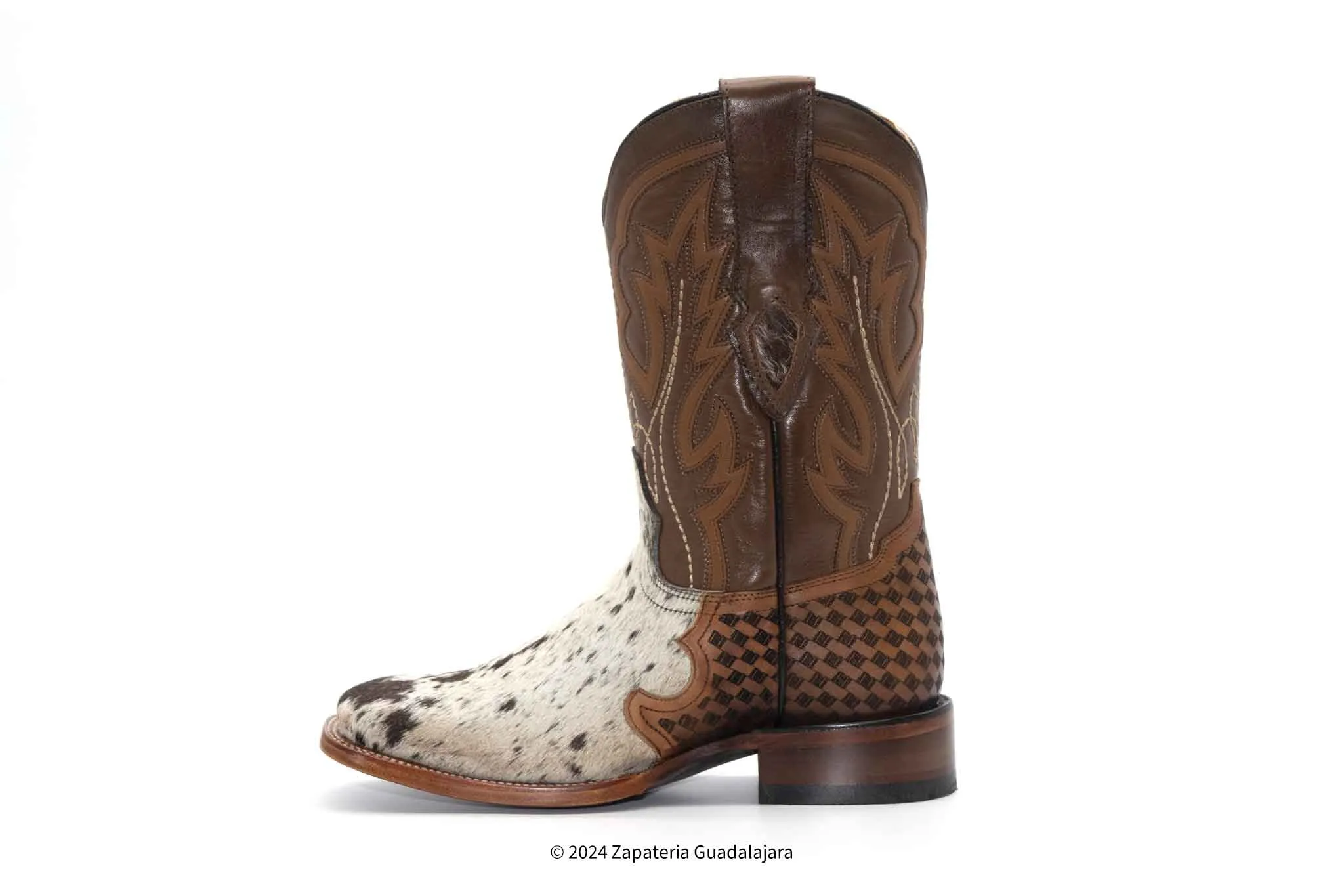 H52R3304 MEN WIDE SQUARE TOE COW HAIR PINTO LEATHER BOOT
