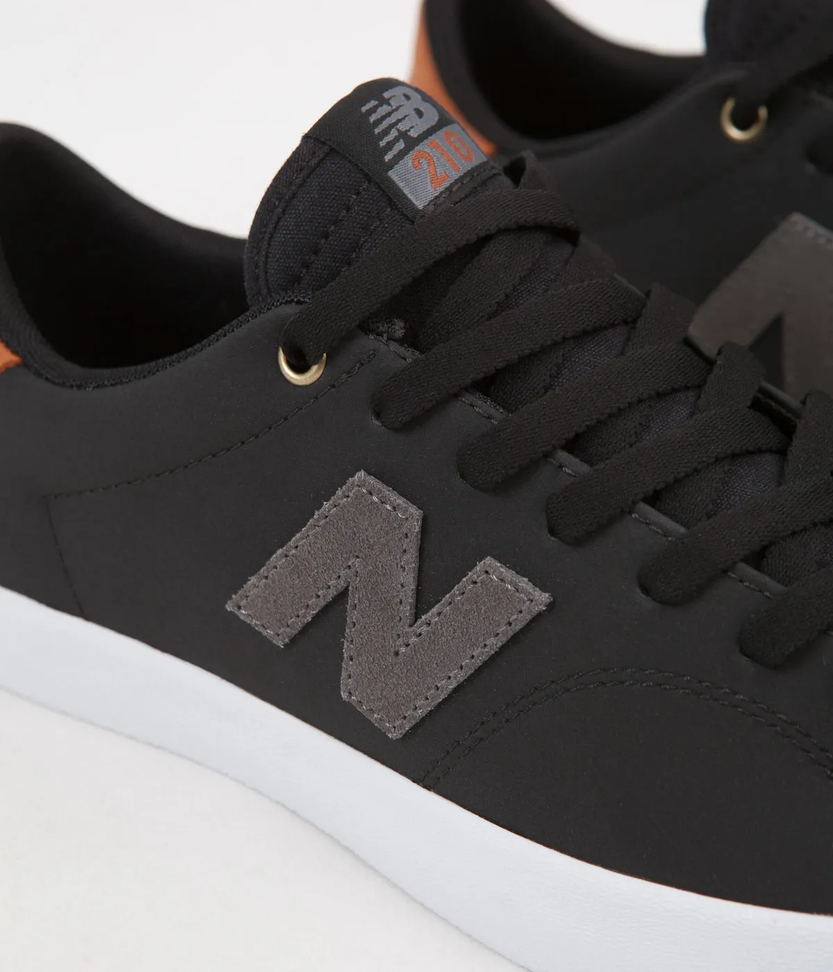 New Balance All Coasts 210 Shoes - Black / Tan