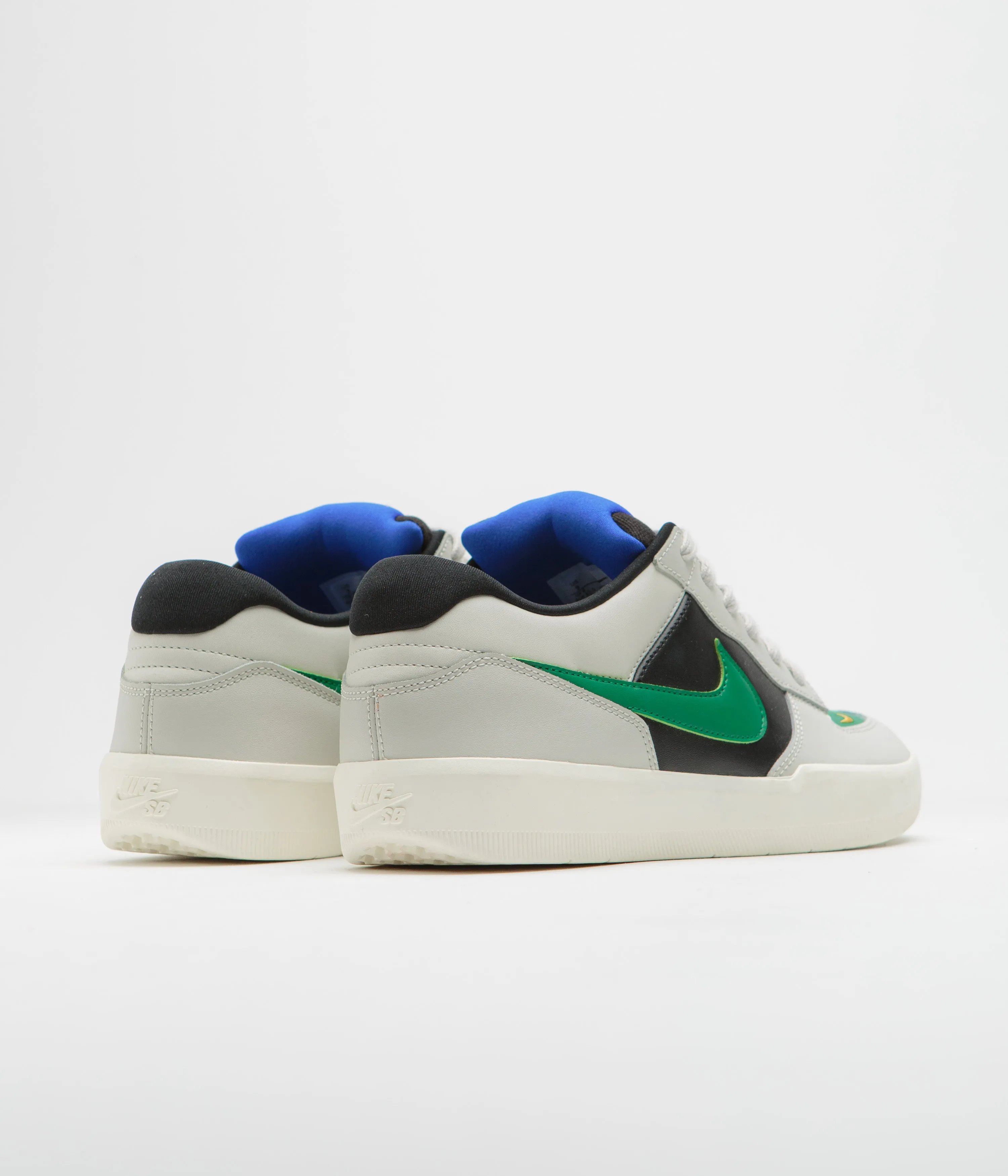 Nike SB Force 58 Premium Shoes - Light Bone / Malachite - Black - Sail