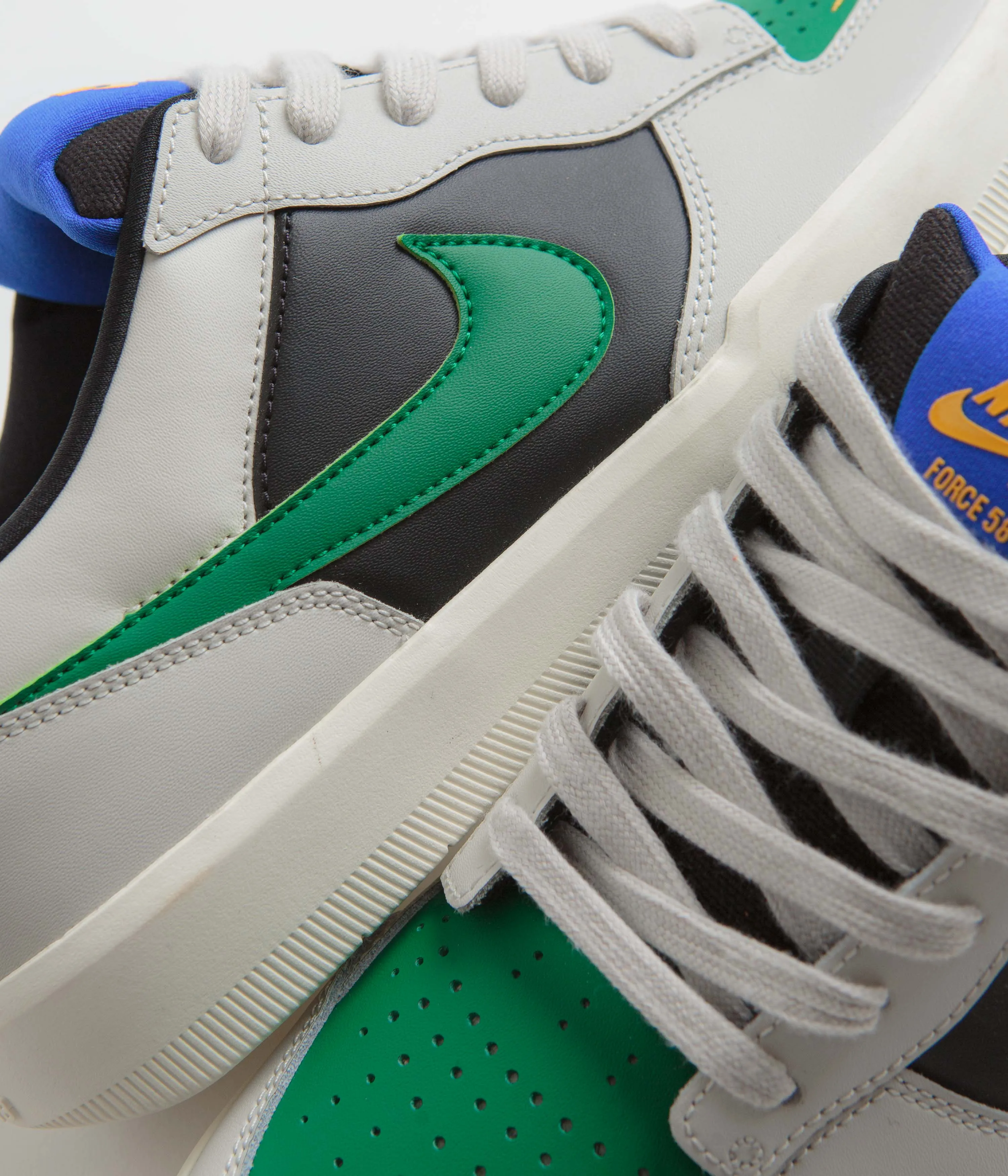 Nike SB Force 58 Premium Shoes - Light Bone / Malachite - Black - Sail