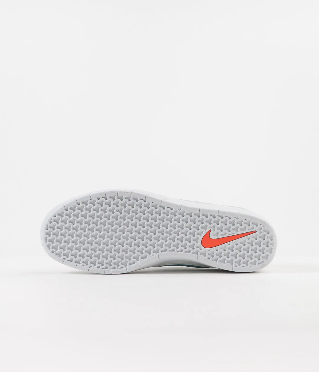 Nike SB Team Classic Shoes - Summit White / Cerulean - White