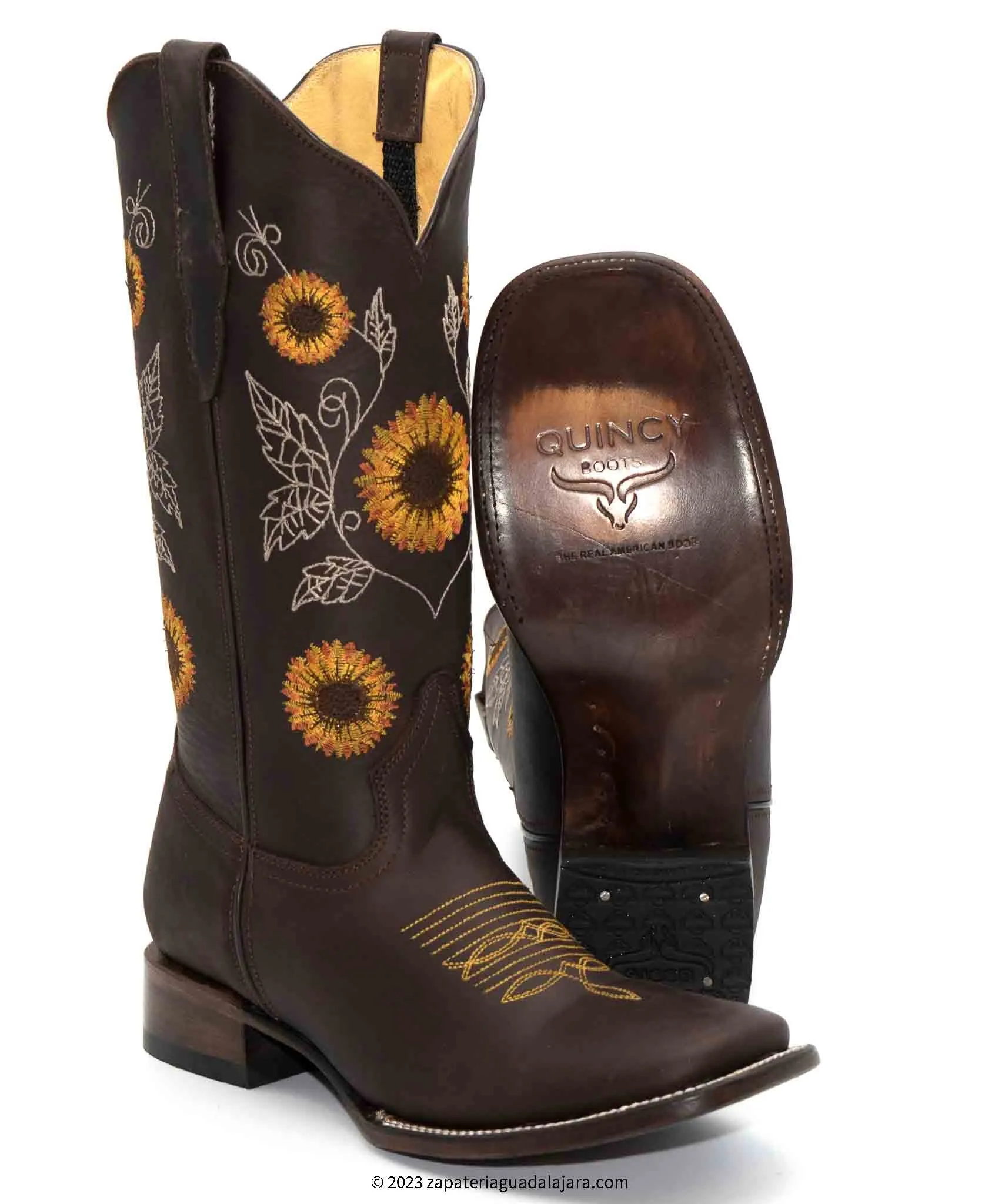 Q322G6294 WIDE SQUARE TOE CRAZY CHOCO