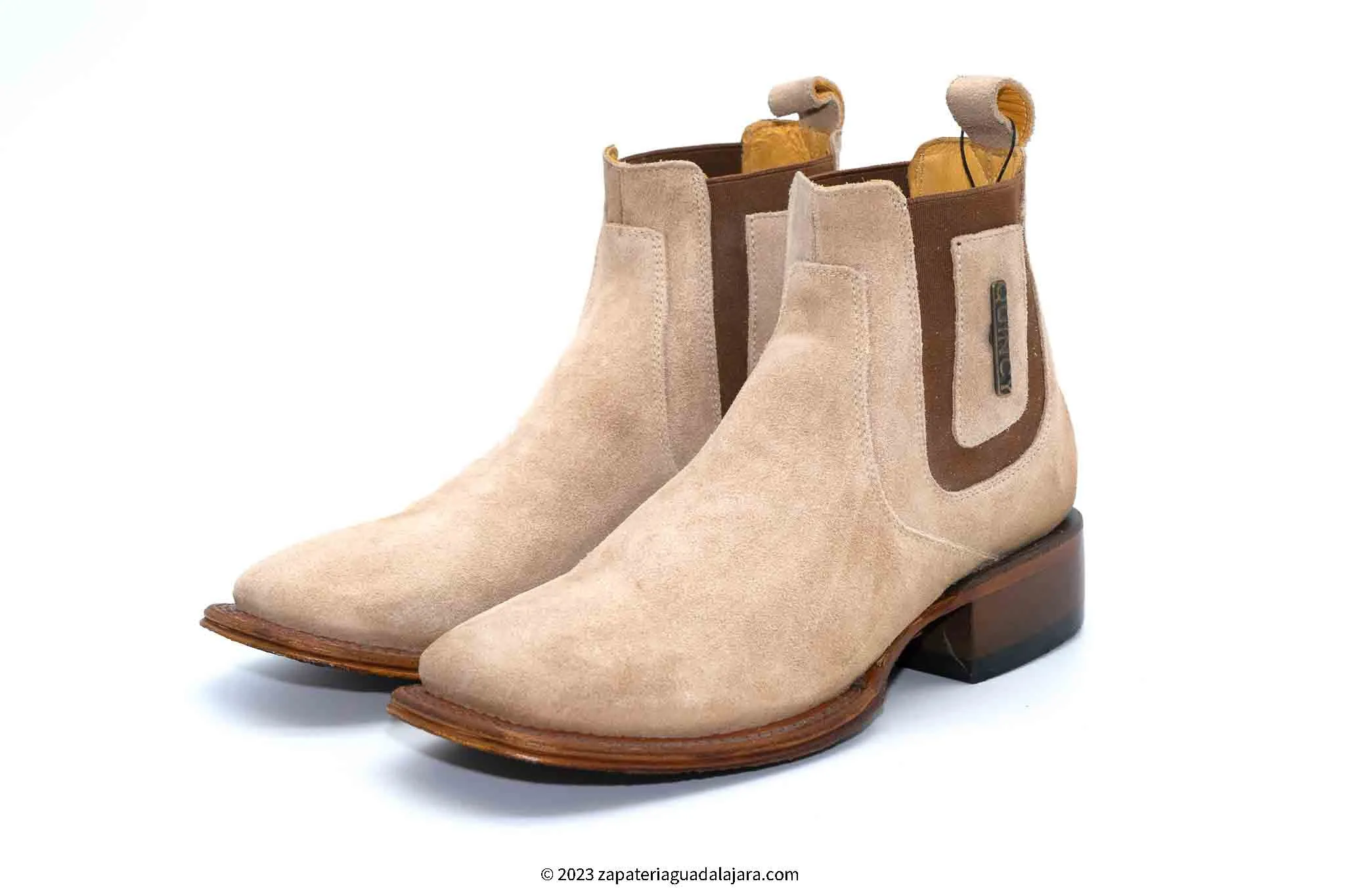 Q82BC6304 MEN  WIDE SQUARE TOE SUEDE ORIX LEATHER BOOT