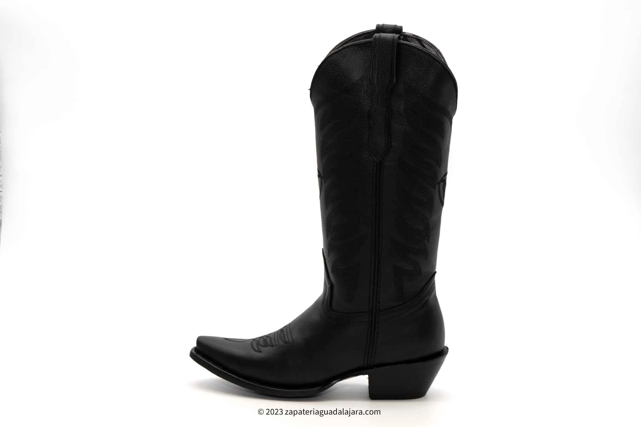 RC320 WOMEN SNIP TOE BLACK