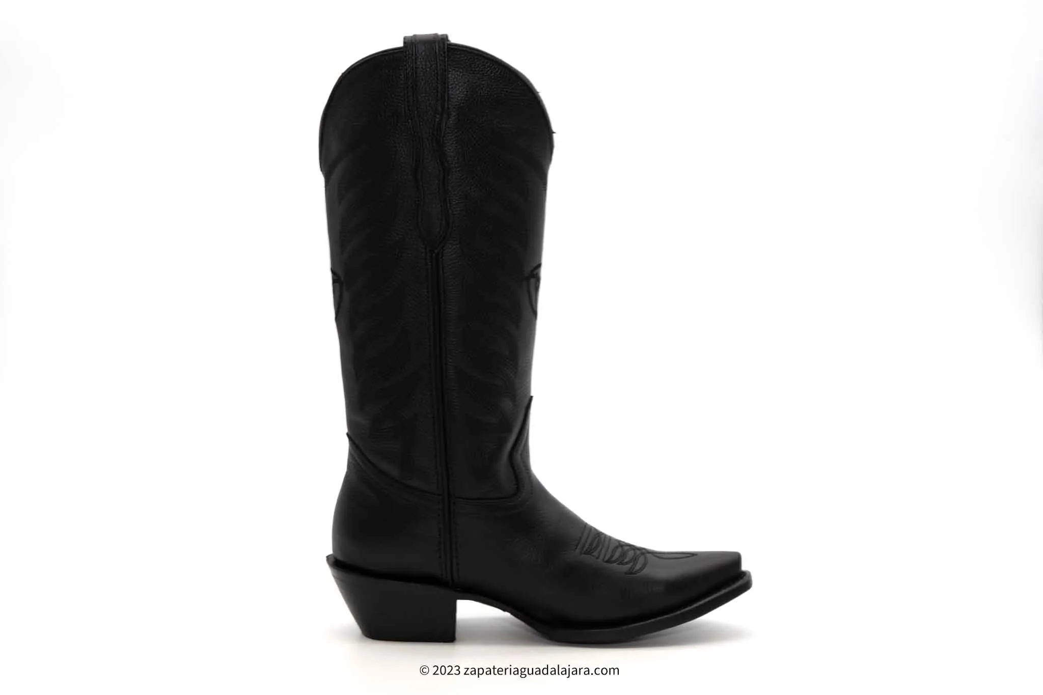 RC320 WOMEN SNIP TOE BLACK